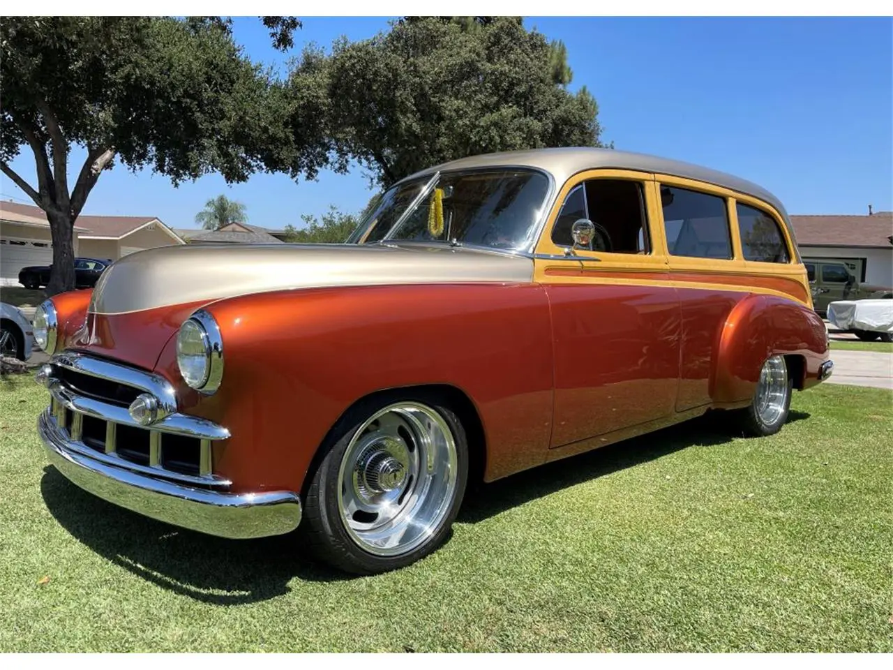 Two-tone vintage woodie station wagon