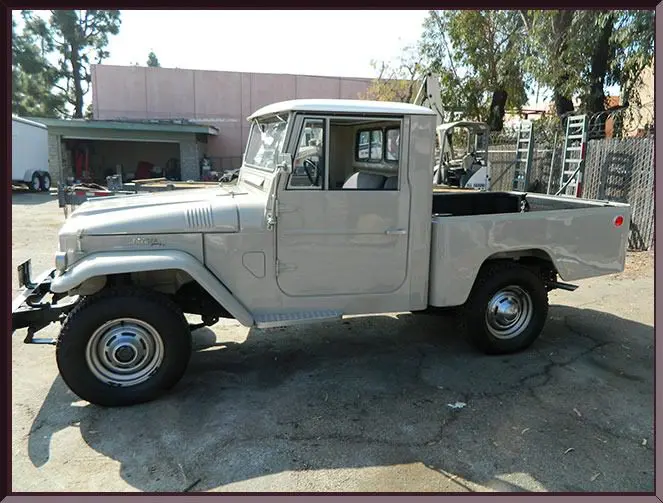 Retro truck with open cargo bed